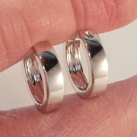 Solid 925 Silver Smooth Huggie Hoop Earrings 16mm Party Gift - Picture 4 of 4